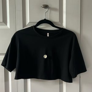 Daisy Crop Top Crewneck